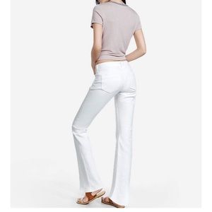 🆕 Express ~ Mid Rise Barley Boot Jeans